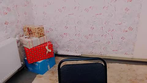 Olivia online show from February 2025 01:44:02 PM