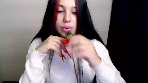 Olivia online show from October 2025 05:00:02 AM