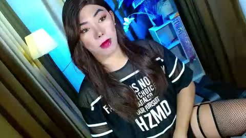 Miss OLIVIA online show from November 2025 08:59:01 AM