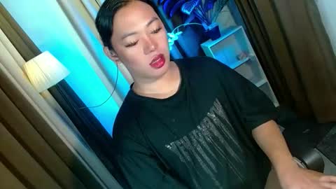 Miss OLIVIA online show from December 2025 07:58:01 AM