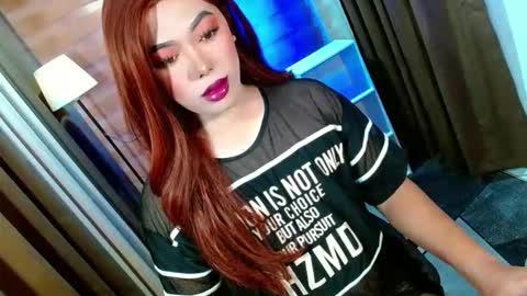 Miss OLIVIA online show from April 2026 09:01:01 AM