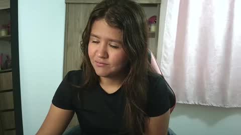 Snapshot of olivia_watson_ chatting on September 2025 01:10:01 PM Olivia online show from September 2025 01:10:01 PM