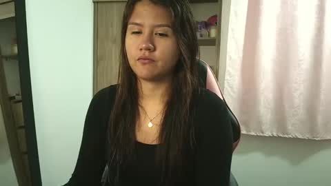 Snapshot of olivia_watson_ chatting on October 2025 12:14:02 PM Olivia online show from October 2025 12:14:02 PM