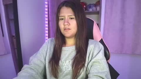Snapshot of olivia_watson_ chatting on October 2025 12:42:01 AM Olivia online show from October 2025 12:42:01 AM