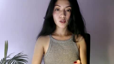 oliviaaa__ online show from February 2026 03:39:02 PM