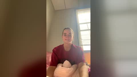 Snapshot of oliviaaraee chatting on February 2026 08:14:02 PM oliviaaraee online show from February 2026 08:14:02 PM