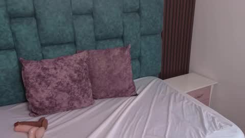 Snapshot of oliviabonnie chatting on February 2026 07:09:01 PM oliviabonnie online show from February 2026 07:09:01 PM