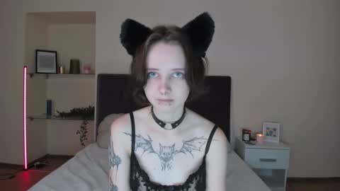 Snapshot of oliviaflex chatting on November 2025 07:00:02 AM Rica online show from November 2025 07:00:02 AM