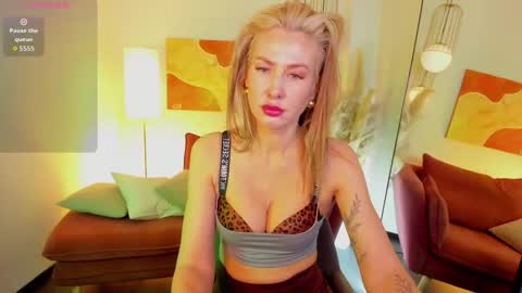 Isabella online show from February 2026 06:32:02 AM