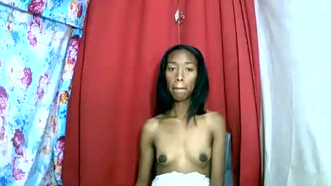 oliviah27 online show from October 2025 08:17:02 PM