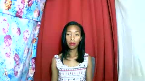 oliviah27 online show from October 2025 07:58:02 PM