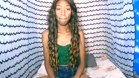 oliviah27 online show from November 2025 09:11:01 AM