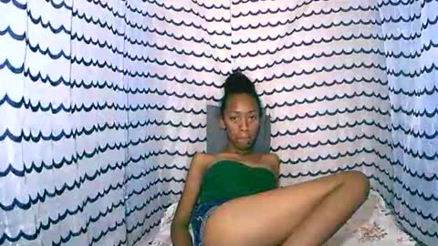 oliviah27 online show from November 2025 09:17:02 PM