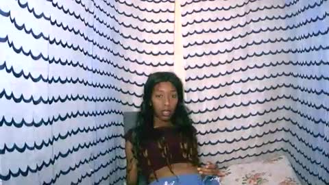 oliviah27 online show from November 2025 10:05:01 AM