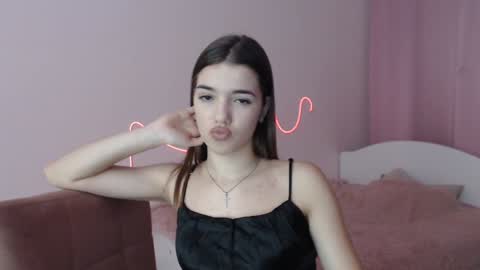 Olivia online show from December 2024 09:05:01 PM