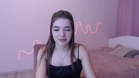 Olivia online show from December 2024 07:00:02 PM