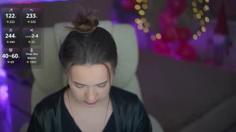 Snapshot of oliviamoore_ chatting on February 2026 06:43:02 AM Olivia online show from February 2026 06:43:02 AM