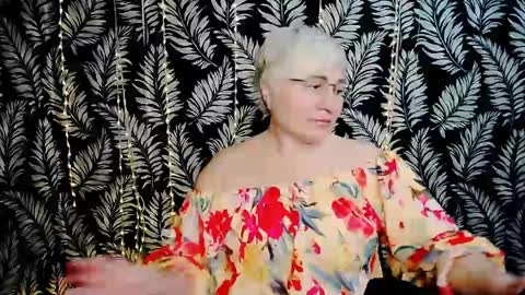 Kelly online show from April 2026 10:24:01 AM