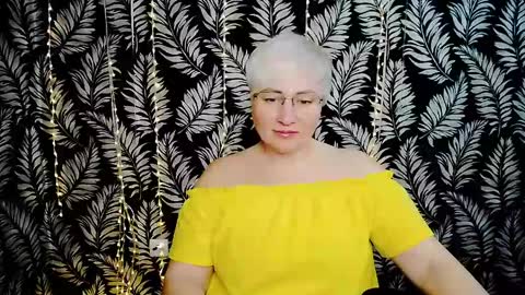 Snapshot of oliviaoskar_ chatting on May 2026 10:23:01 AM Kelly online show from May 2026 10:23:01 AM