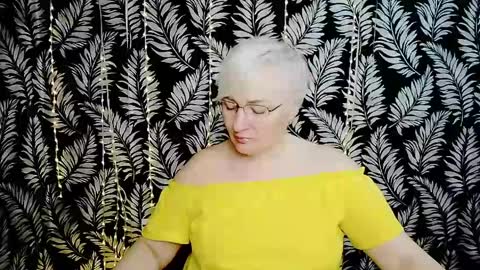 Snapshot of oliviaoskar_ chatting on May 2026 10:12:01 AM Kelly online show from May 2026 10:12:01 AM