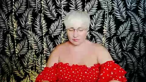 Snapshot of oliviaoskar_ chatting on June 2026 10:25:02 AM Kelly online show from June 2026 10:25:02 AM