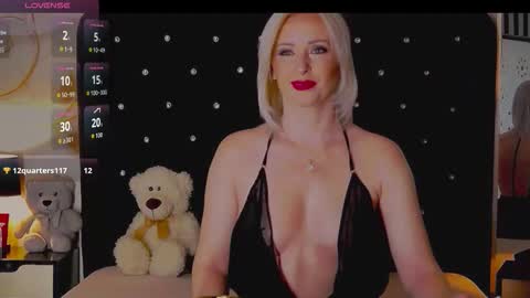 Olivia online show from February 2026 08:38:01 PM