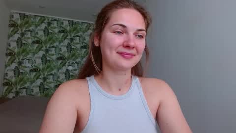 Olivia online show from September 2025 04:29:01 AM