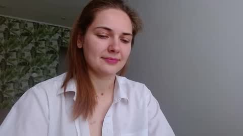 Olivia online show from October 2025 04:23:02 AM