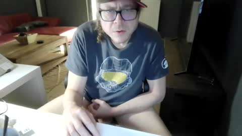 olivierlenaerts77 online show from August 2026 09:40:02 PM