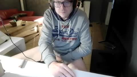 olivierlenaerts77 online show from August 2026 11:39:01 PM