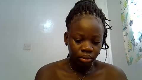 ollleina online show from February 2026 08:40:01 AM