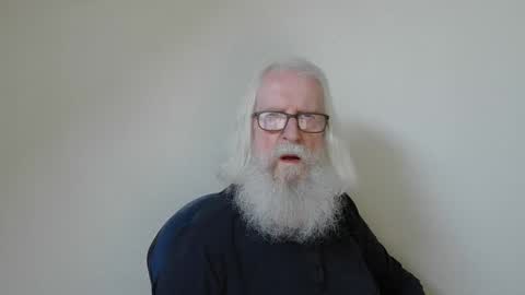 Snapshot of onanister chatting on April 2026 02:12:02 PM Somewhere over the rainbow online show from April 2026 02:12:02 PM