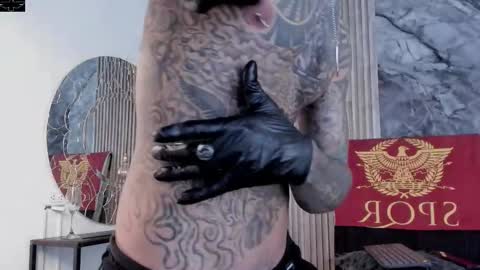     ... online show from October 2025 07:24:01 PM