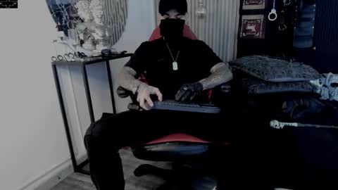     ... online show from October 2025 08:20:01 PM