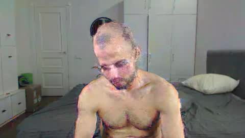 onebestlover online show from January 2025 03:35:02 PM