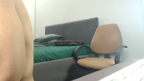 onebestlover online show from July 2026 09:39:01 AM