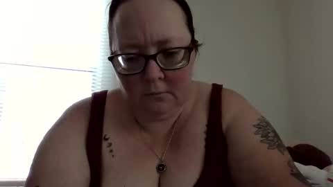 Pixie online show from February 2025 04:25:01 PM