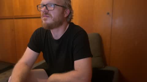 Snapshot of onefor2 chatting on December 2024 06:53:02 PM nicecockoncam online show from December 2024 06:53:02 PM