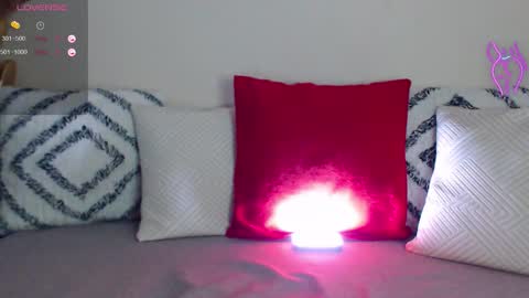  ONLINE   online show from October 2025 08:08:02 PM