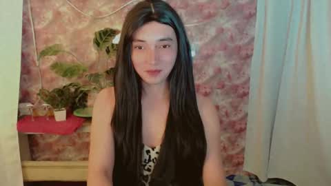 Snapshot of onelesslonelygirl69 chatting on May 2026 06:37:01 PM KLIER online show from May 2026 06:37:01 PM