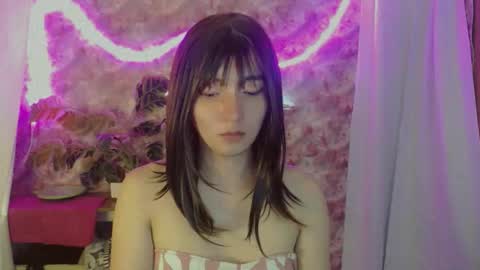 Snapshot of onelesslonelygirl69 chatting on June 2026 06:18:02 PM KLIER online show from June 2026 06:18:02 PM