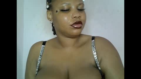 Snapshot of oneofdbestchubbygaloncb chatting on June 2026 03:05:01 PM oneofdbestchubbygaloncb online show from June 2026 03:05:01 PM