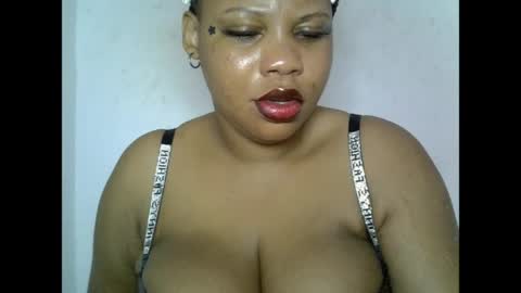 Snapshot of oneofdbestchubbygaloncb chatting on June 2026 02:34:02 AM oneofdbestchubbygaloncb online show from June 2026 02:34:02 AM