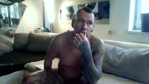 Snapshot of onepussycock chatting on January 2025 09:27:01 AM .....mICha..... online show from January 2025 09:27:01 AM