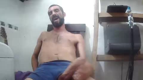 Snapshot of onfirebigman chatting on January 2025 06:01:01 AM Giorgeo Armani online show from January 2025 06:01:01 AM