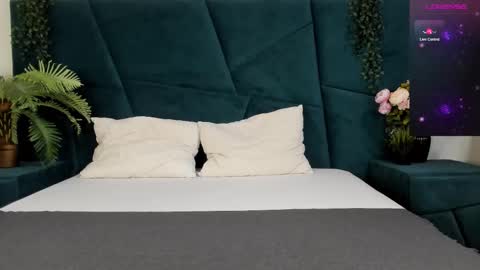 Erick  online show from March 2025 11:05:02 PM