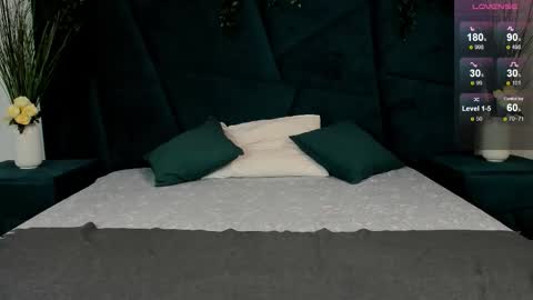 Erick  online show from November 2025 07:41:01 AM