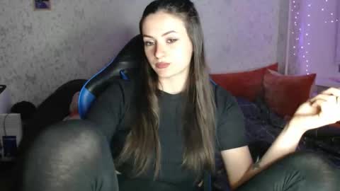 Amalia online show from April 2026 05:10:01 PM