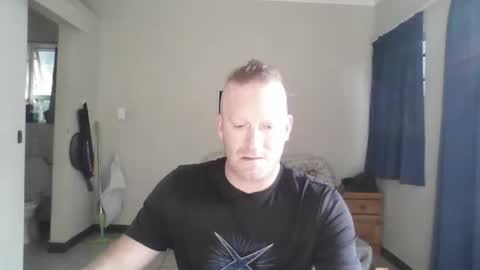 For me to know online show from November 2025 04:33:01 AM