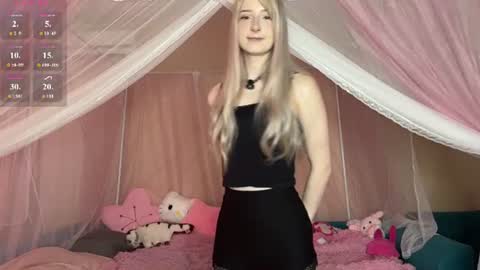Snapshot of onlyeva1 chatting on June 2026 08:18:02 AM Eva online show from June 2026 08:18:02 AM